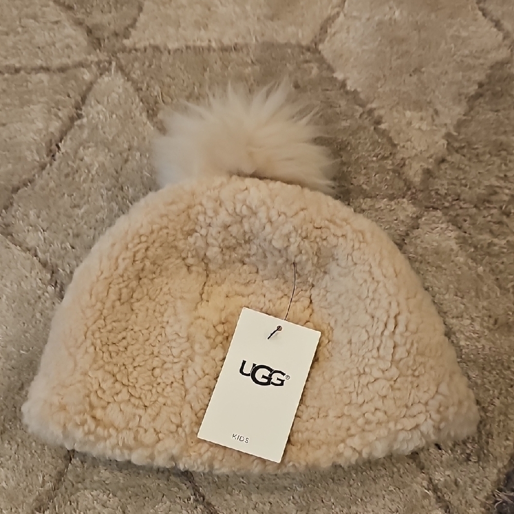 UGG Kids Cream Fleece Beanie